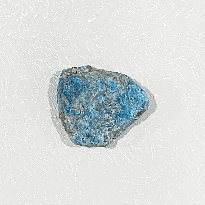 blue_apatite_raw
